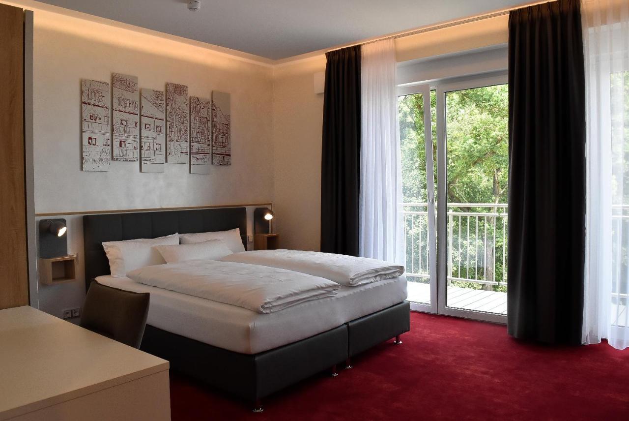 ארפורט Hotel Am Waldkasino מראה חיצוני תמונה