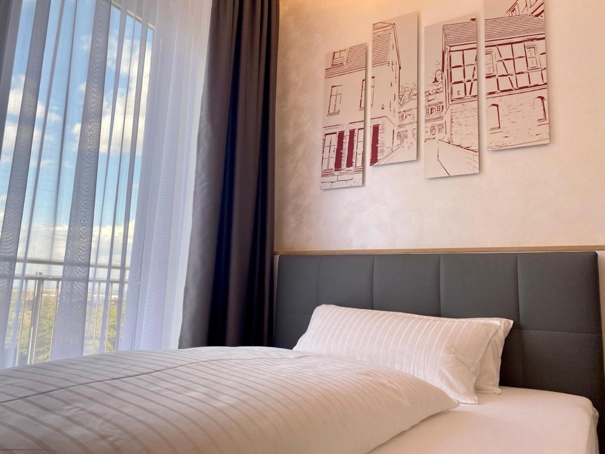 ארפורט Hotel Am Waldkasino מראה חיצוני תמונה