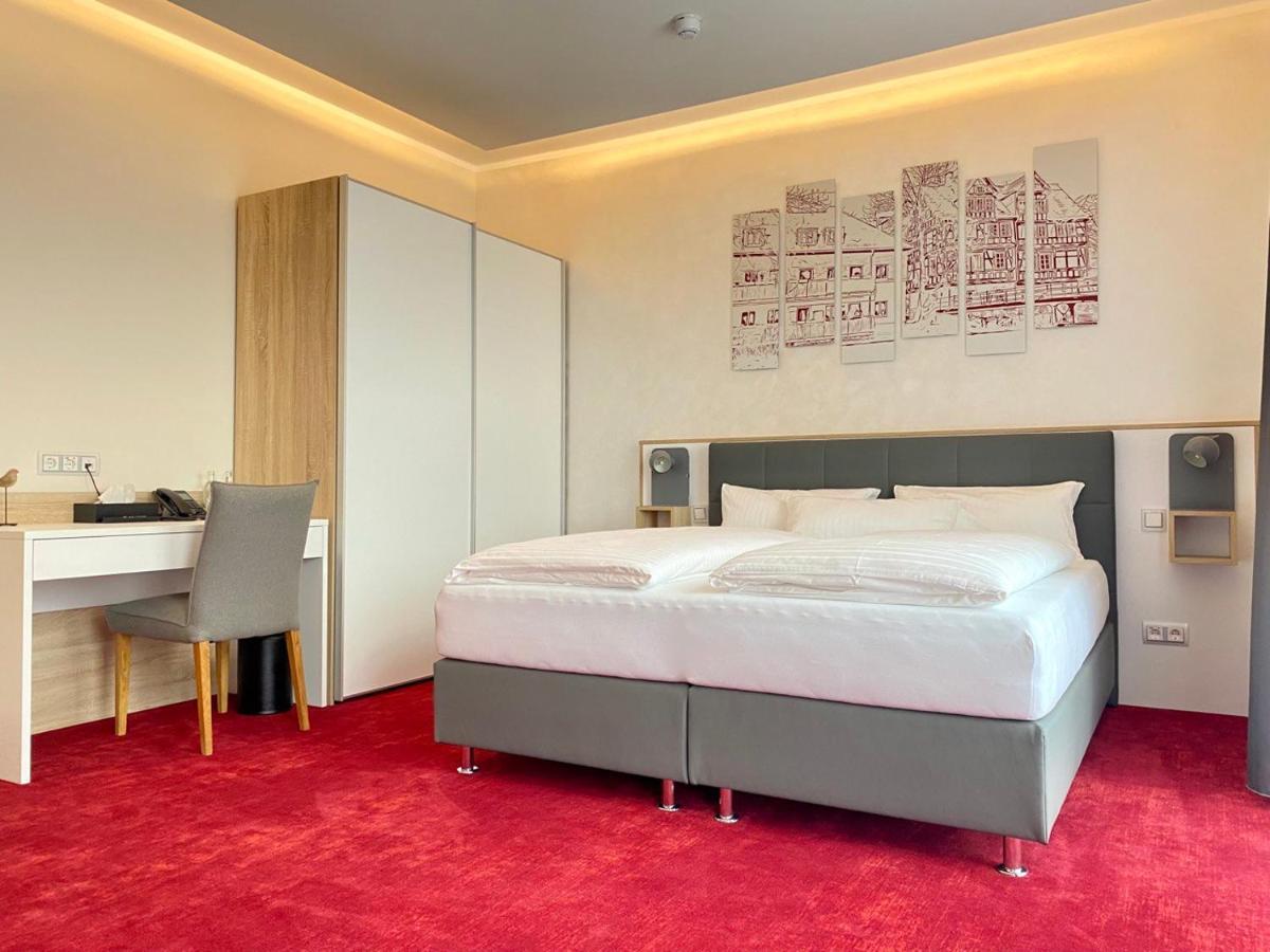 ארפורט Hotel Am Waldkasino מראה חיצוני תמונה